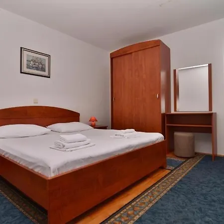 Apartman With Parking Space - 24992