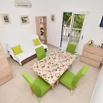 With Parking Space - 24992 דירה