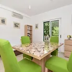 דירה With Parking Space - 24992 *