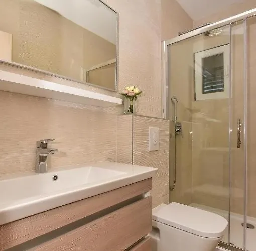 With Parking Space - 24992 Apartman