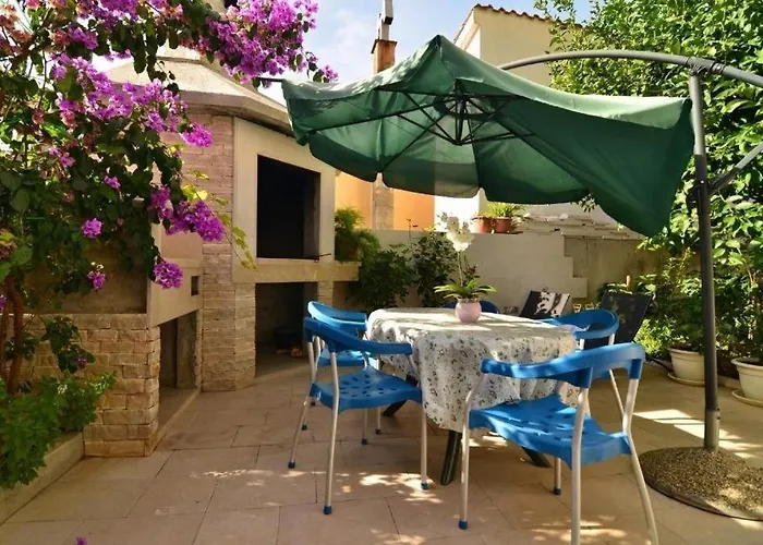 With Parking Space - 24992 * Makarska